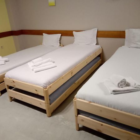 City Drops Hostel Batalhaprivate Room OOporto Esterno foto