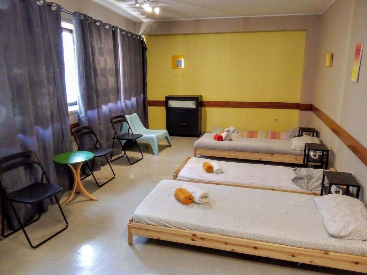 City Drops Hostel Batalhaprivate Room OOporto Esterno foto