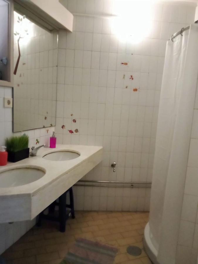 City Drops Hostel Batalhaprivate Room OOporto Esterno foto