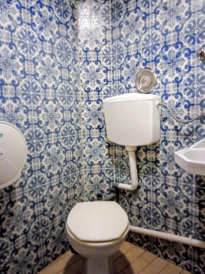 City Drops Hostel Batalhaprivate Room OOporto Esterno foto
