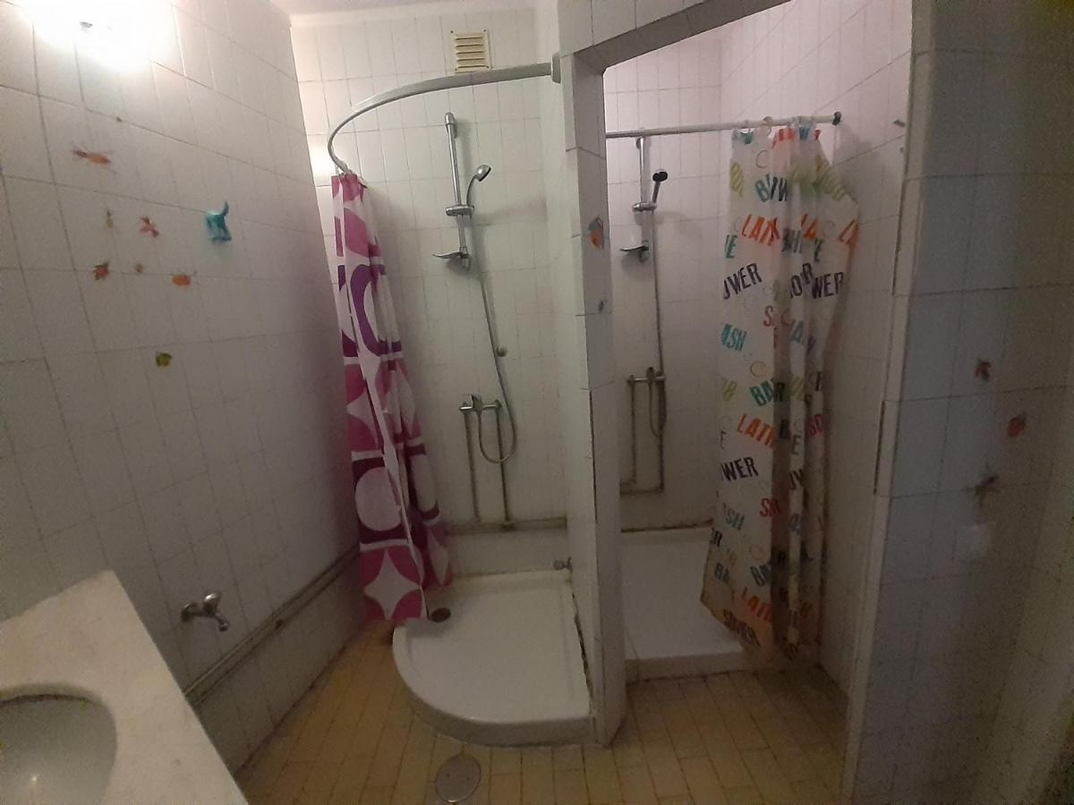 City Drops Hostel Batalhaprivate Room OOporto Esterno foto