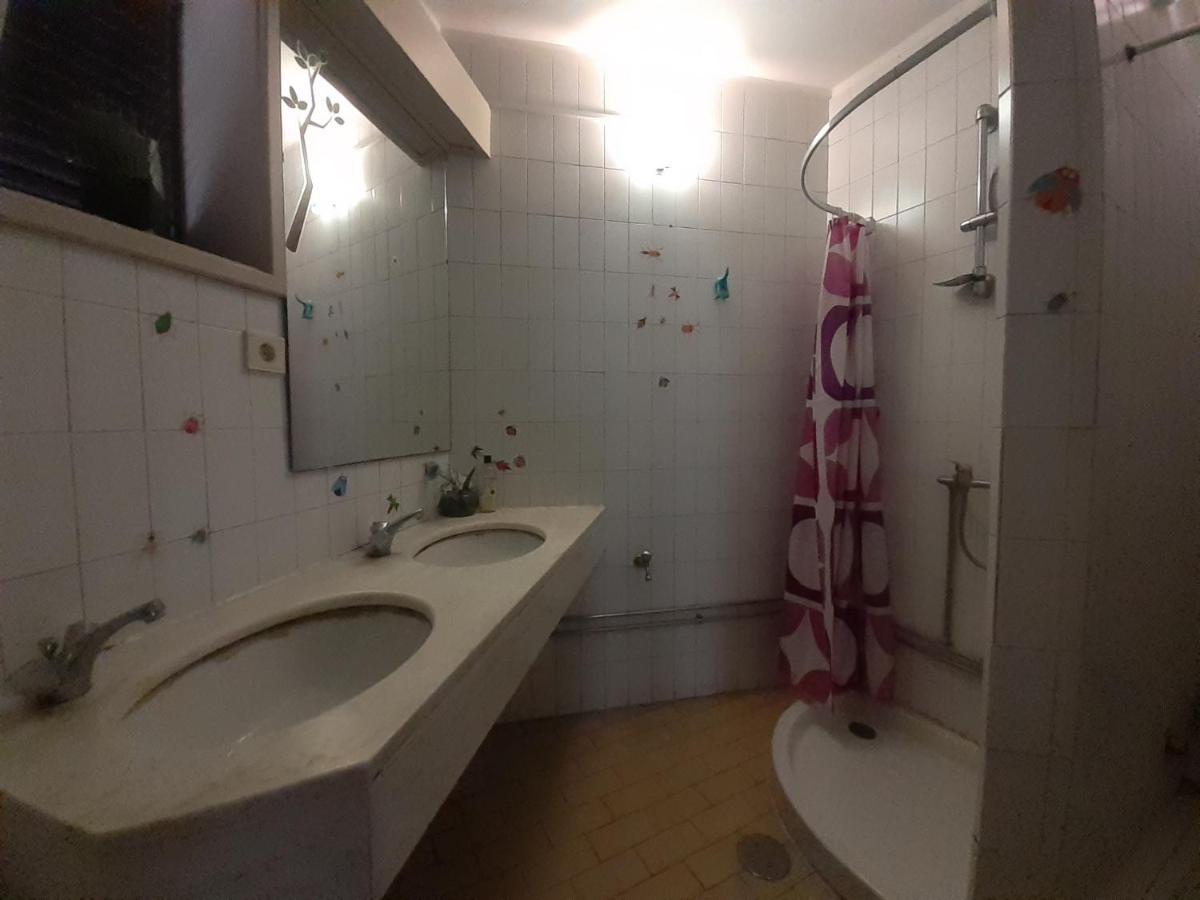 City Drops Hostel Batalhaprivate Room OOporto Esterno foto