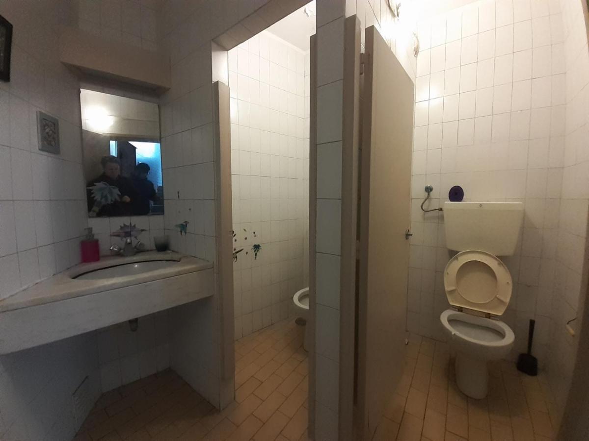 City Drops Hostel Batalhaprivate Room OOporto Esterno foto